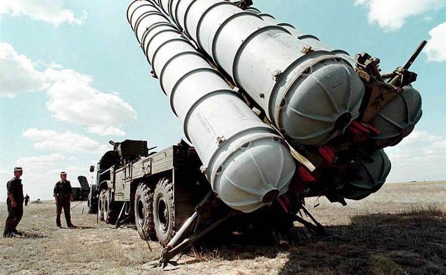 Hệ thống phòng thủ tên lửa S-300 của Nga. (Ảnh chụp màn hình) 